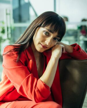 Francisca Walker Instagram - ¿Quién por ahí viendo Nuevo Amores de Mercado?
Fernanda cada día más caradura ❤️

@mega.tv @teleseries_mega
📸 @fotofijachile