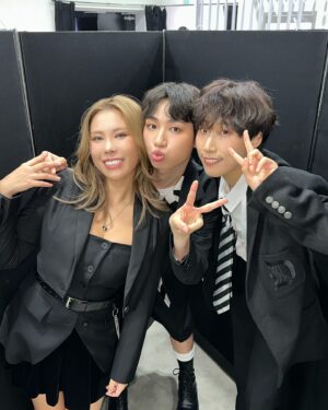 Gabee Instagram - 재쓰비 뮤비촬영 현장부터 팬콘까지🙂
각잡고 올리고 싶었는데… 생각이 너무 많아져서 그만…
일단 셋이 그 동안 찍은 셀카폭탄 투척합니닷…💣
부족한 점 투성이지만,
많이 응원해주시고 사랑해주셔서 정말 감사합니다!!!🫶
@jaessbee @happy_jae_jae @feellikefeel1