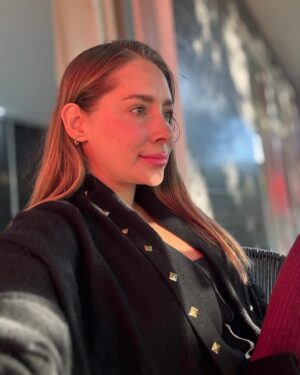 Gabriela Carrillo Instagram - Ayer hice un en vivo y me dijeron que les gusta sin filtro! Así que esto es lo que hay 😀