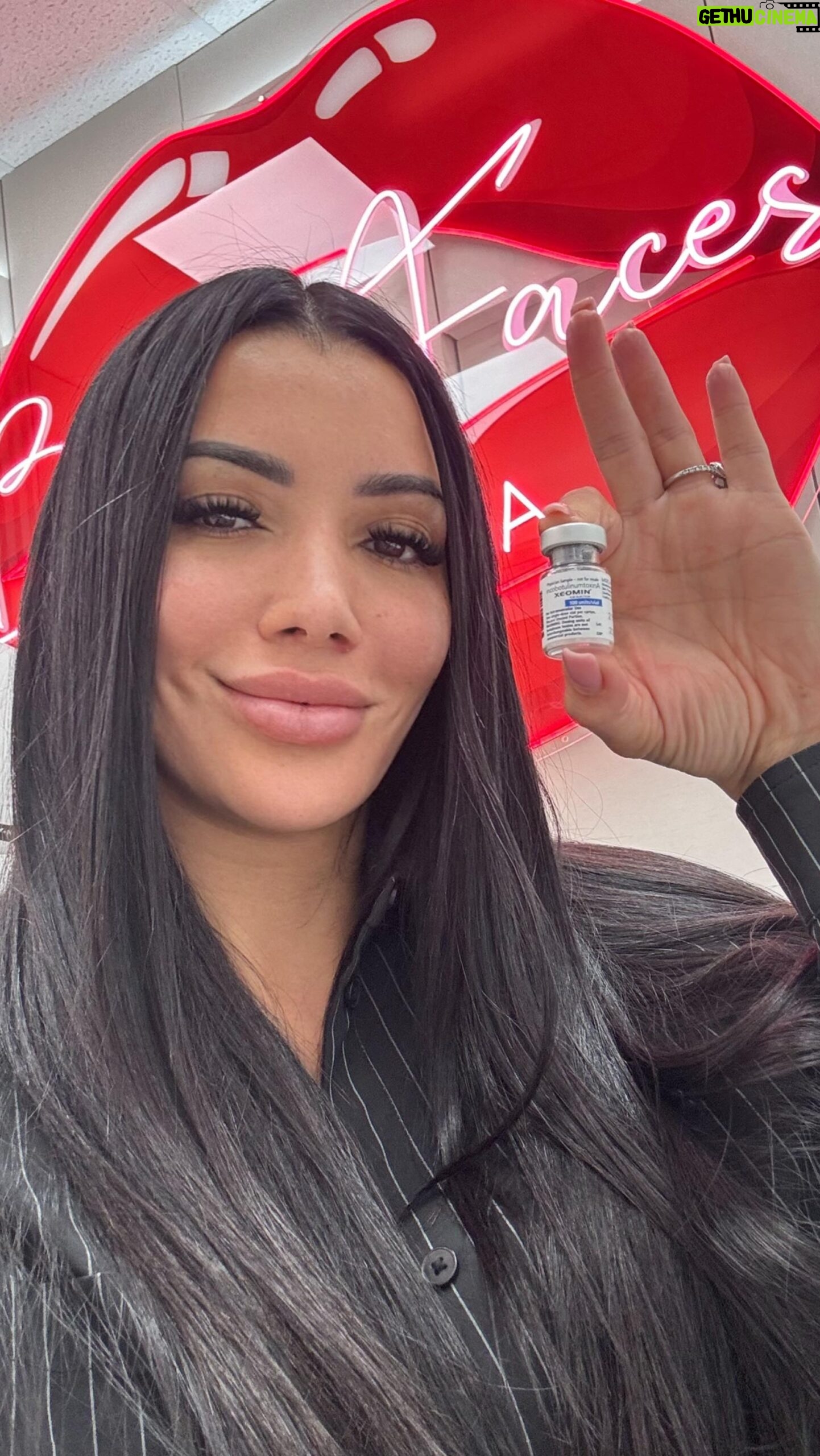 Gabriela Castrovinci - 3 Likes - Why I Tailor Your Xeomin (Botox) Treatment to Your Needs 💉✨
At BabyFaces MedSpa, Xeomin is not simply a product you “purchase” in a set number of units—it’s a personalized medical treatment designed to meet your specific needs.
📌 Here’s why:
Think of it this way: if you had an infection, your doctor would prescribe the correct antibiotic and dosage based on your condition—not just what you asked for. Similarly, with Xeomin (or any neurotoxin), the dosage must be carefully calculated to give you the best results.
⚠️ Underdosing can lead to the product not working properly or not lasting as long as it should. My focus is on delivering the best treatment possible—not just making a quick sale. It’s my name and reputation on the line, and I take pride in helping you look and feel your best!
📍 Locations:
• Carrollwood, FL: 5330 Ehrlich Rd Suite 11, Tampa, FL 33624
• Bethel, CT: 43 Grassy Plain St (Back Entrance)
📞 Contact us:
• Tampa: (813) 999-6133
• Bethel: (203) 859-0266
🌐 Website: www.babyfaces.com
📸 Instagram: @babyfaces_medspa
Thank you for trusting me with your care! 💕