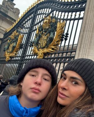 Galilea Montijo Instagram - Como los quiero 🫶🏻🫶🏻 @claudioreina_padel @alexisreinac @paolacarus @ipmoreno y mi Mateo mi 👑❤️❤️🇬🇧🇬🇧