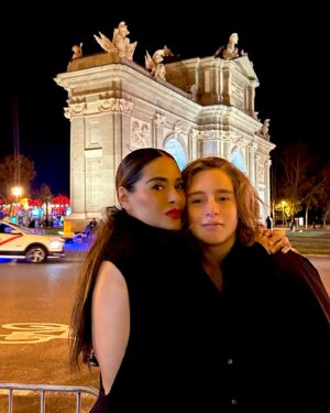Galilea Montijo Instagram - Feliz  2025 🎉🎉🎉🎉🎉🎉 😍😍 y que viva España 🇪🇸🇪🇸🇪🇸🇪🇸🇪🇸