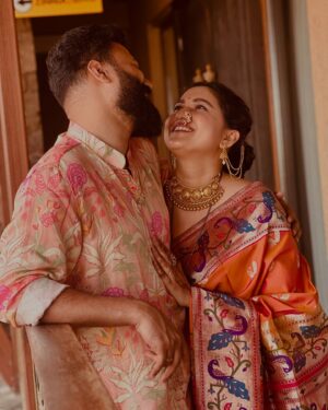 Gautami Deshpande Instagram - A year of many more ♾️ 

#one #anniversary #love #happiness #swag #gautamideshpande #wedding