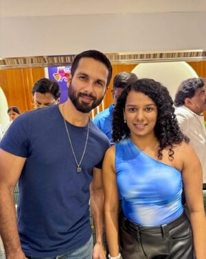 Gautami Kawale Instagram - CRAZIEST NIGHT!! 💙💙

🏷️ 
cricket , semi final , semifinal , match , Wankhede stadium , Anushka Sharma , Virat Kohli , shahid Kapoor #cwc #cwc23 #worldcup #IndvsNZ , India vs New Zealand 
Thank you @adityakale_ @amol_kale76 @mumbaicricassoc
