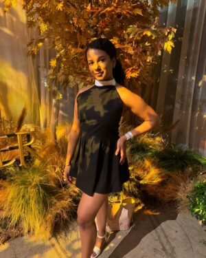 Gautami Kawale Instagram - This dress served harder than a tennis player 🤌🏼💯
Dress - @evierose.in 

Ready for the Rings of Power premiere at @comic_con 
I have more pics in this dress 😭 I want to post them all!
Send love to @evierose.in 🥰