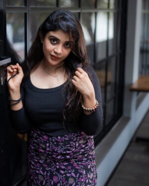 Gayathri Shan Instagram - Be happy, be bright, be you 🌹