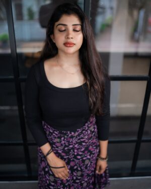 Gayathri Shan Instagram - Be happy, be bright, be you 🌹