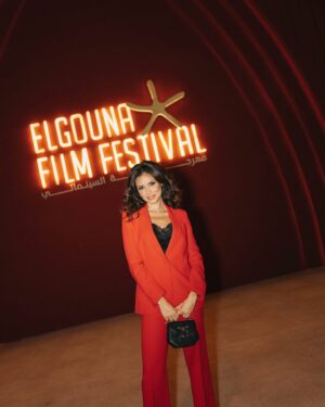 Gihan El Shamashergy Instagram - From the première of ‘Algiers’ at @elgounafilmfestivalofficial 

Styling @mariamelkholy_ 
Suit and shoes @carolinaherrera 
Jewelry @gemmaazzurrojewelry.eg 
Makeup @glam.by.ghabaty 
Hair @alsagheersalons @malaksamy_1
Photography @alisamir74