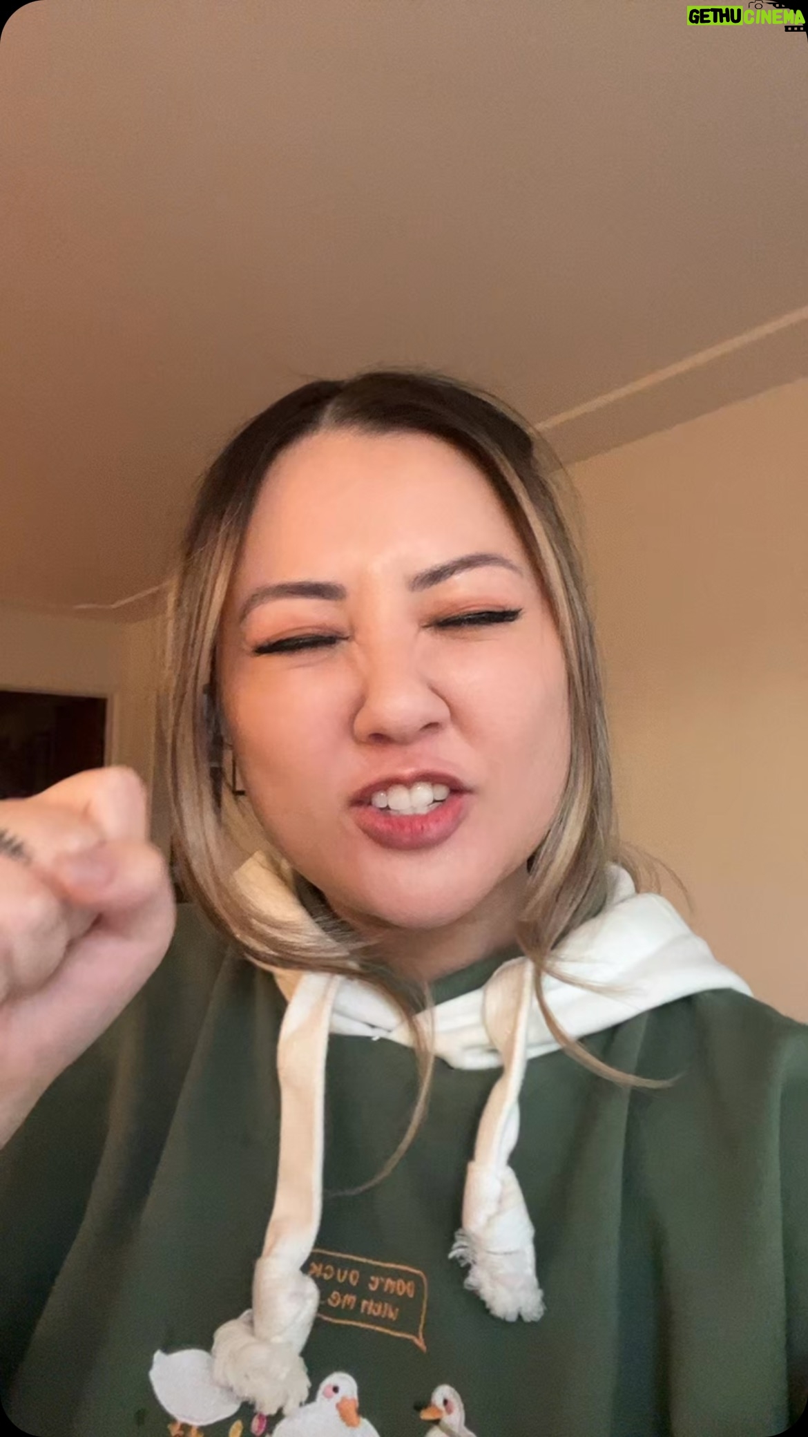 Gina Darling - 129.5K Likes - Imma clench and bear hug him 😤
#funny #reels #viral #comedy