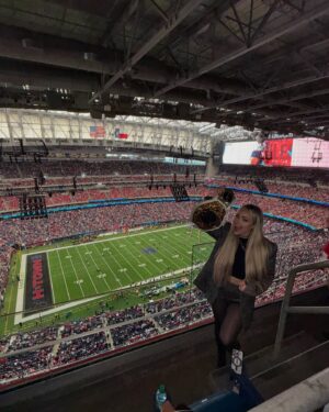 Gionna Daddio Instagram - Thank you to @wwe & @netflix for letting me be apart of todays NFL Christmas games 😈✨

- Raven’s WON 
- I had my girls with me @raquelwwe @beautybyjett 
(Missed u Daddy Dom 😘) 
- & u can watch me LIVE on Netflix January 6th
#LMWT