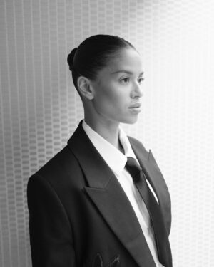 Gugu Mbatha-Raw Instagram - London Fashion Week @erdem what a stunning collection! Timeless and powerful. Thank you @erdemlondon for a beautiful show 🌹

Hair @patrickwilson 
Makeup @kennethsohmakeup 
Style @leithclark 

Tie… tied by me… don’t overthink it! 😂

#lfw