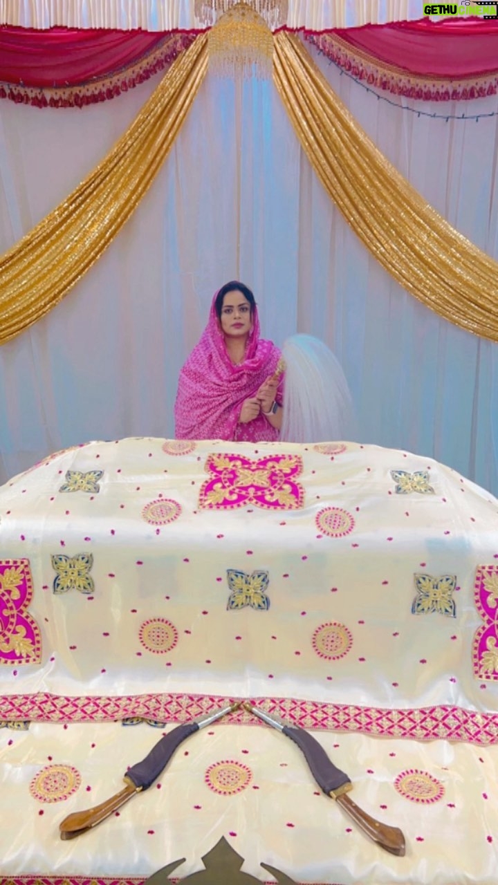 Gurlez Akhtar - 17.2K Likes - #waheguruji ❤️ #DhanGuruNanak 🙏🏻
@officialdaanveersingh @kulwinder_kally
#gurbani #waheguruji🙏 #waheguru🙏 #satnamwaheguru #ekonkar #satnamwaheguruੴ #satnam #langar #langarsewa #gurukisewa #sewa
