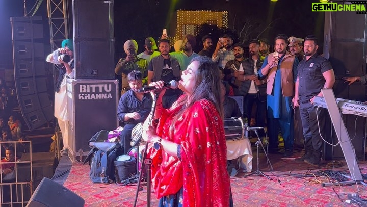 Gurlez Akhtar - 18.7K Likes - 🙏🏻 SSA Ji Sareyan nu, Bot Vdia Show Lagya Pind #Saidowal Sabb Da Dilon Dhanwaad & Congratulations to Whole Entire Team. Hasde Raho Vasde Raho. Eda hi apna pyar banaye rakheyo. Love You All. ❤️
@gurlejakhtarmusic @kulwinder_kally @official_rnait @rajchetsharma @kaku_sarpanch
#gurlezakhtar #kulwinderkally #gurlejakhtar #rnait #rnaitsongs #gurlejakhtarmusic #liveshow #liveperformances #performances