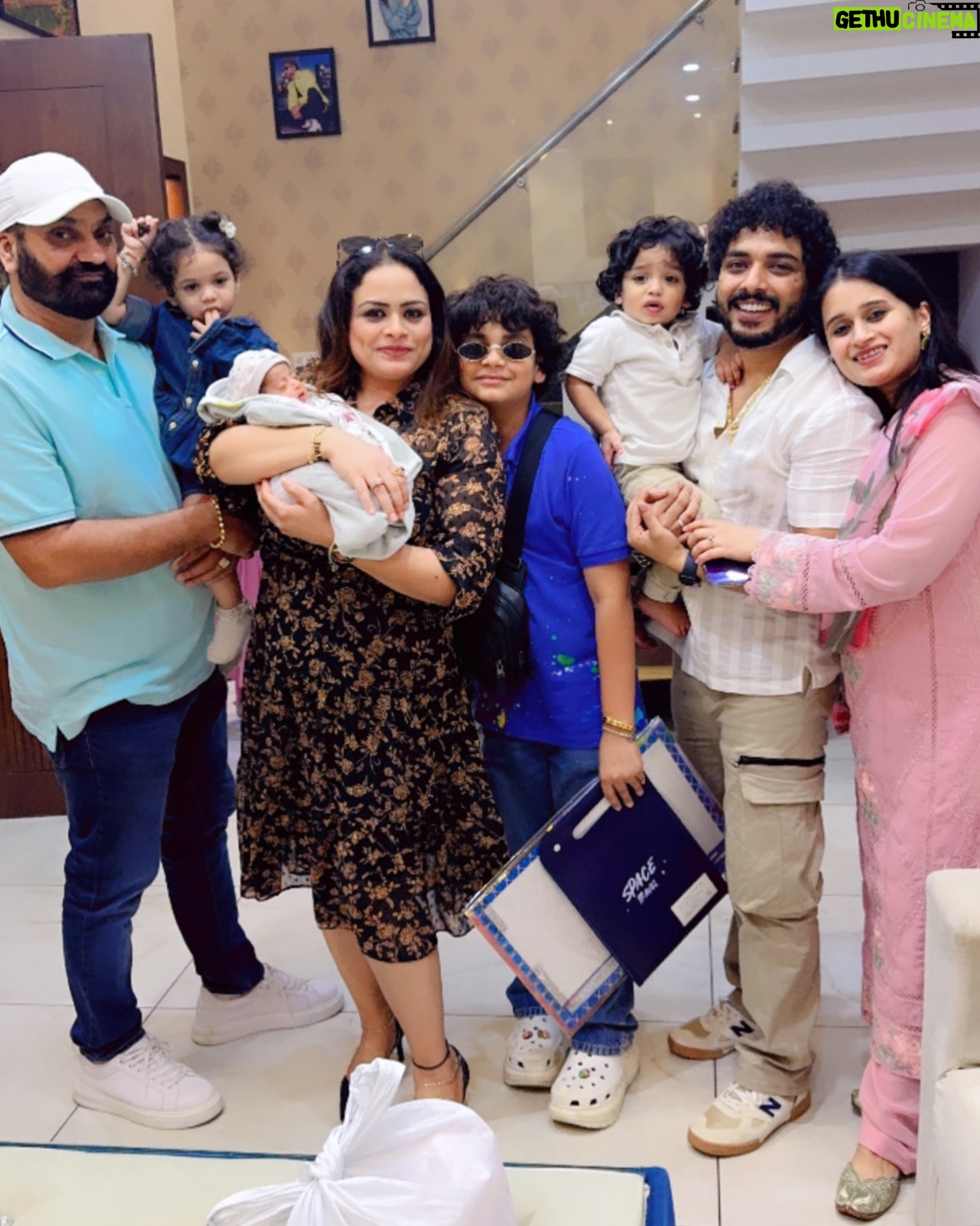 Gurlez Akhtar - 17K Likes - You are blessed as you got a beautiful gift, a baby girl in your life my brother@shehnazakhtarofficial and bhabo @aishwaryaakhtar and my baby @izhanakhtarofficial 🎀😍
Lots of blessings from me @kulwinder_kally @officialdaanveersingh @officalhargunveerkaur
We are extremely happy to have a new member in our lives! Love you guys so much! ❤️❤️
#gurlezakhtar #gurlejakhtar #gurlejakhtarmusic #trendingposts #trendingpost #latestpost #latestposts #punjabipost #punjabiposts #newpostalert #newposttday #familypost #familyphotoshoot #familyphotosession