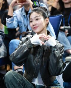 Actress Ha Yoon-kyung HD Photos and Wallpapers August 2025