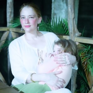 Haley Bennett Instagram - Embracing the Jamaican sun with my little sunshine in my arms, adorned in JIA JIA’s exquisite crystal jewelry. Each piece, ethically sourced and handcrafted, connects us to the earth’s beauty and energy. ￼ Surrounded by friends, family, and the vibrant spirit of the island, we’re sparkling inside and out. Who needs a crown when you’re wearing nature’s finest gems? 💎🌴👶

Feeling blessed, bejeweled, and just the right amount of sassy. #JIAJIAJewelry #MomAndMeMagic #JamaicaVibesOnly
