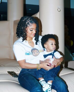 Halle Bailey Instagram - happy birthday to my halo 🥹God gave me the greatest gift in you 💕time flies when you’re having fun & mommy just can’t believe that you’re one 🎉🎉🎉🎉🥹🥹🥹🥹