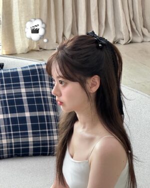 Han Su-ah Instagram - 당신의 인생영화는 무엇인가요?

pH-1 DS [HANDS] - ’인생영화‘
2024.12.23 6PM (KST)