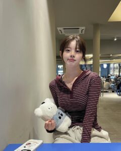 Actress Han Su-ah HD Photos and Wallpapers December 2024