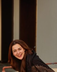 Actress Hania Aamir HD Photos and Wallpapers February 2025