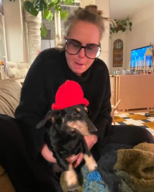Hanna Hellquist Instagram - Jag har börjat sticka.