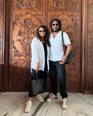 Hariprriya Instagram - Birthday week is here & the celebration begins 😬🥰
En route to …..!? 😉 

#simhapriya #birthday #travel #wanderlust 
#trawelmart #trawelmartexclusive
#myRIUtrip