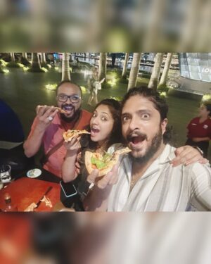 Hariprriya Instagram - Hello #singapore 🙋🏻‍♀️😎

#simhapriya #travellife #love #wanderlust