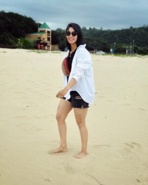 Harleen Deol Instagram - 🏝️