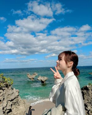 Haruka Fukuhara Instagram - .
🏝🌺🍹
