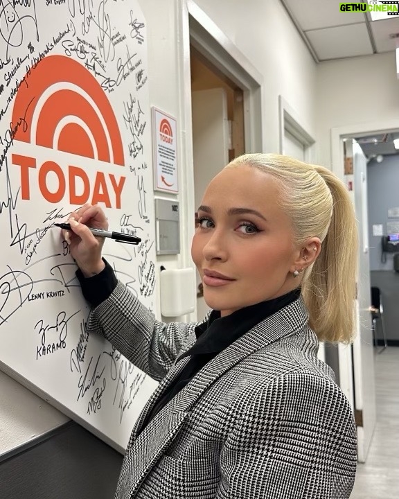 Hayden Panettiere - 40.9K Likes - Had so much fun with @hodakotb and @jennabhager on @todayshow this morning. Thank you guys for having me! 🫶🏼 #AmberAlert is out this Friday