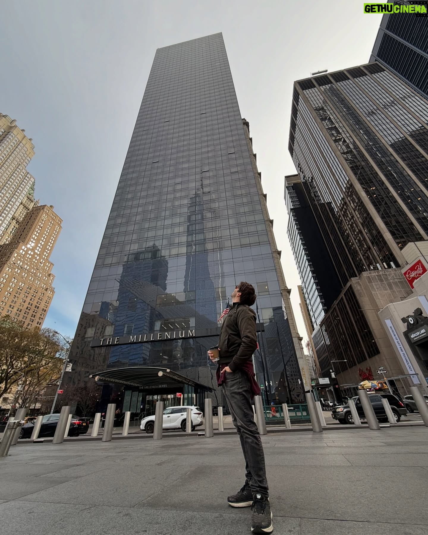 Hayley Orrantia - 8.3K Likes - I’ve never walked so much in my life #NYC