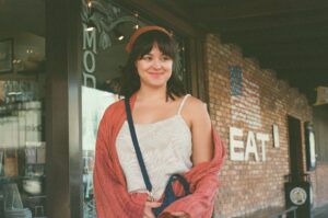 Actress Hayley Orrantia HD Photos and Wallpapers February 2025