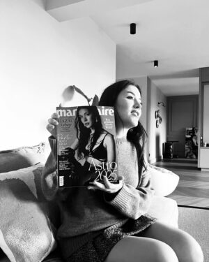 Hazal Subaşı Instagram - Güzelliklerle gel 2025..♥️ Mutlu yıllaaarrr!!🥂