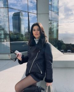 Actress Helin Kandemir HD Photos and Wallpapers January 2025