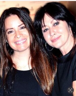 Holly Marie Combs Instagram - Walk with me. And remember. 10:18 #dayofthedead #shandosunday