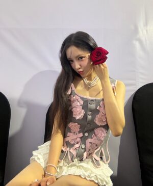 Hyomin Instagram - 덕분에 2024년 마무리 💘대💘행💘복💘
Cam on!