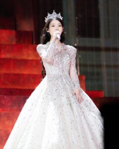 Actress IU HD Photos and Wallpapers September 2024