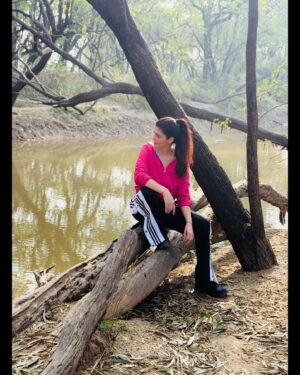 Ihana Dhillon Instagram - Wilderness begins where the road ends , and if the roads never end , there will never be any wilderness. 
#sukhanalake what a beauty you are ❤️😍
#chandigarh_diaries #love #ihanadhillon