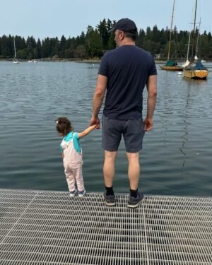 Iliza Shlesinger Instagram - I can barely remember what I thought about anything before you came into our world. You are my little baby and now you are 3 and basically driving. Happy birthday to the best girl I know, my Sweet Girl, my fruit bat, Sierra Mae. Happy Birthday you can eat the whole cake and stay up till 9! So glad you didn’t arrive on your original due date, January 6th.