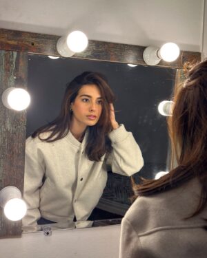 Iqra Aziz Instagram - When Work and PTM come together🐢