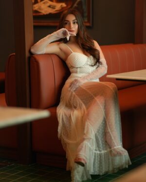 Ira Sone Instagram - Goldeneye ✨

@sone_space 
@pixelpassionfotography 
@pixellence_art 

#explore #explorepage #exploremore #explorer #portrait #goldenhour #portra400 #trending #actress #explorer 

(Portrait, trend, trending, explore, white dress, whiteonepice, portraitshoot)