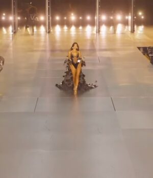 Irina Shayk Instagram - Back at @victoriassecret 💕2024 
Thank u for sooo much LOVE 
@emmanuellealt 
@duffy_duffy 
@diane.kendal 
@dmcasting