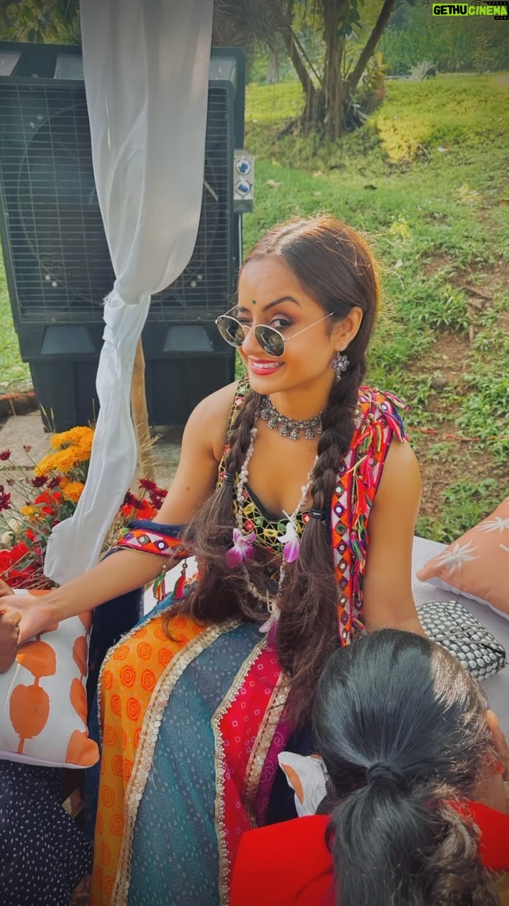 Ishita Ganguly - 2.4K Likes - What a fun 🧿✌️😉💃..
#mehndi #sreejitamichael❤ #sreejitamichaelwedding #shadiseason #bestieswedding #reelsinstagram #friends #fun #love #goa
@sreejita_de @michael_b.p @riya.bami @christin_bp86 @lipide30 @imrashamidesai ❤️❤️