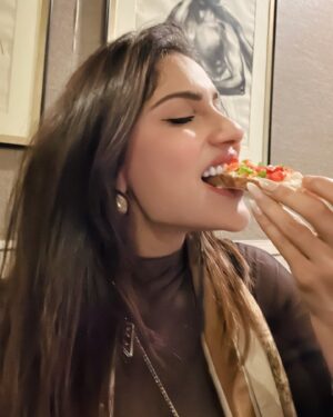 Ishita Raj Sharma Instagram - Dear Diary, it’s me again!