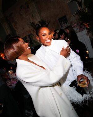 Issa Rae Instagram - Thank you @britishfashioncouncil   @theofficialpandora   @stuartweitzman for an incredible time in London. Thank you to my girl @yvonneorji for coming to present me with an award and for a fun ass birthday weekend.

Glam Gang snapped all weekend:
Styling: @therealwourivice 
MU: @officialsheiks 
Hair: @felicialeatherwood 
Nails: @eriishizu 

Love to the @theofficialpandora creative directors, @francesco3rd and @afilippoficarelli! 😘 And extra love to @erinpepper / @amprgroup 💓