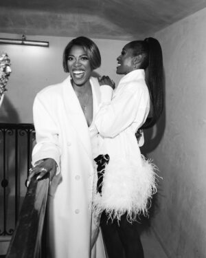 Issa Rae Instagram - Thank you @britishfashioncouncil   @theofficialpandora   @stuartweitzman for an incredible time in London. Thank you to my girl @yvonneorji for coming to present me with an award and for a fun ass birthday weekend.

Glam Gang snapped all weekend:
Styling: @therealwourivice 
MU: @officialsheiks 
Hair: @felicialeatherwood 
Nails: @eriishizu 

Love to the @theofficialpandora creative directors, @francesco3rd and @afilippoficarelli! 😘 And extra love to @erinpepper / @amprgroup 💓