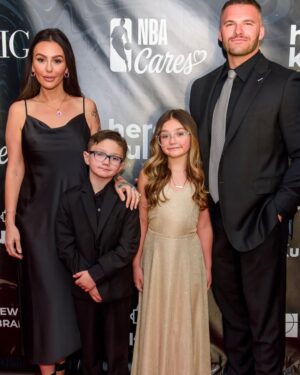 JWoww Instagram - Happy 30th birthday to my favorite person in the world @zackclayton 💝 you make life so much better for me and the babies. Thank you for being so incredibly special 🥹