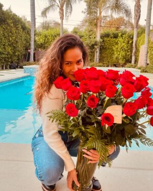 Jaina Lee Ortiz Instagram - Soooooo grateful for all of you. Thank you, thank you, thank you for your warm and sweet birthday messages. Feeling very loved. ❤️ 
#Nov20 #scorpio #80sbaby