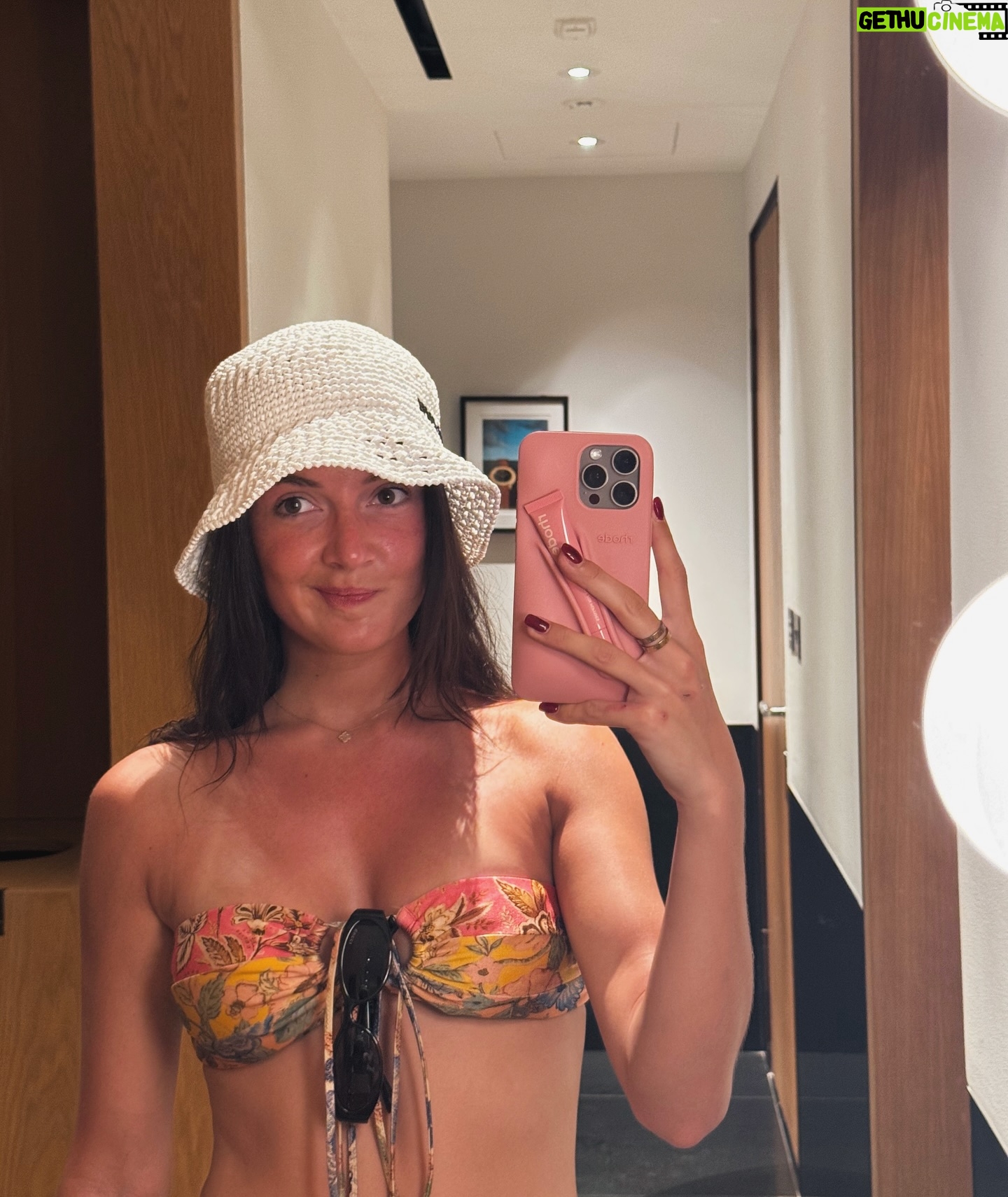 Jamie-Lee Six - 11.7K Likes - day 5 β¨β€οΈπ
