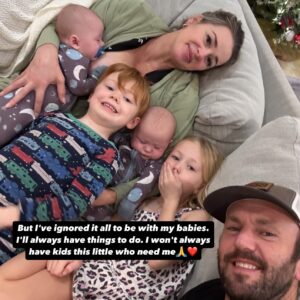 Jamie Otis Instagram - Taking a little social media break for a few days…3 out of 4 of my kiddos are a little sick and I just want to be fully present with them.🙏❤️

This is the first time my twinnies are sick and it’s been all consuming. They both want to nurse & be held 24/7 and I WANT to hold them & nurse them (maybe not 24/7🤪 but as much as possible)!! ….the past 24 hours have been HARD & it’s nearly impossible to do anything other than take care of all these babies.🙏❤️ I figure it’s a good time to take a break off electronics and just be FULLY present with them.🥰

I take little social media breaks every once in a while to try to unplug … it really is so good for the soul to get off electronics and spend more time disconnecting.🌱

I’m gonna spend the next couple days nursing my babies back to health and being super intentional with my older kiddos too!☺️

I’m so thankful to YOU for being here with me on my little corner of IG.💕 I’ve done this many times before and I know when I come back you’ll be right here to welcome me. Thank you for that! I adore you!😘

I hope your 2025 is off to a healthier start than ours is!😜🤪🙏❤️

I’ll see ya in a few days!😘

#momlife #momminhard #momlifeisthebestlife #momminainteasy #twinmom